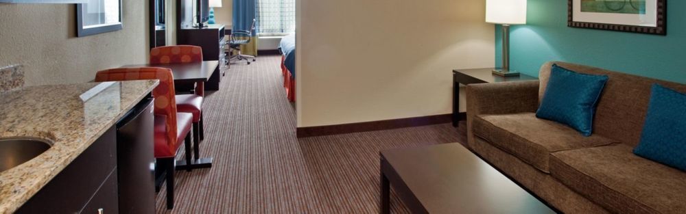 Holiday Inn Express Hotel & Suites North Kansas City By Ihg Eksteriør billede