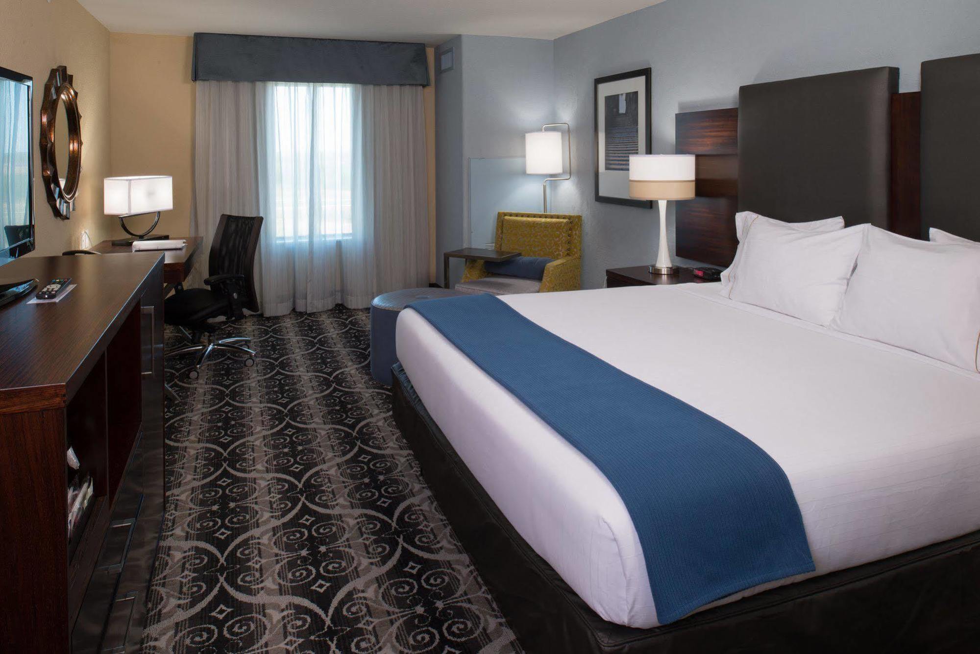 Holiday Inn Express Hotel & Suites North Kansas City By Ihg Eksteriør billede